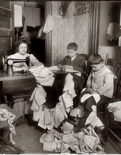 Sewing in 1915