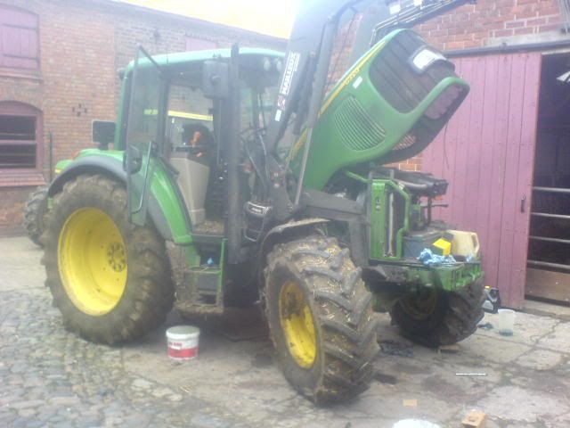 tractorno26320.jpg