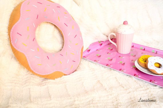 Win this sweet pink donut cushion from Lanatema #giveaway