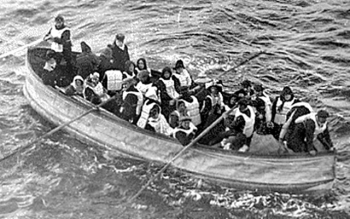 Photograph of Titanic's survivors in a lifeboat.