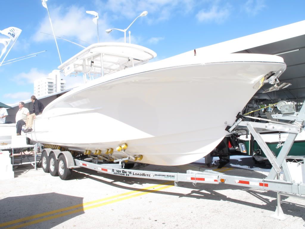 34 yellowfin miami boat show some 2010 boat show pics the hull truth boating and 34 yellowfin miami boat show some 2010 boat show pics the hull truth boating and