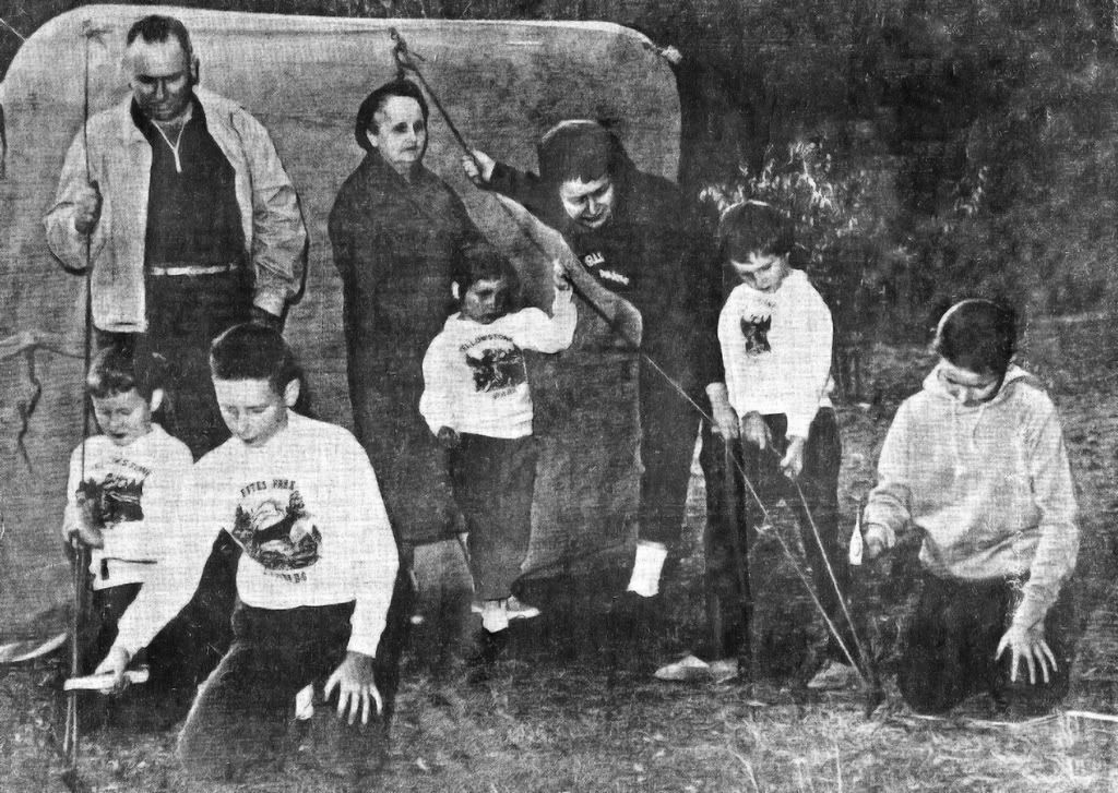 IMAGE: http://i266.photobucket.com/albums/ii262/bigbitt8706/scan0004-edited1_edited-2.jpg