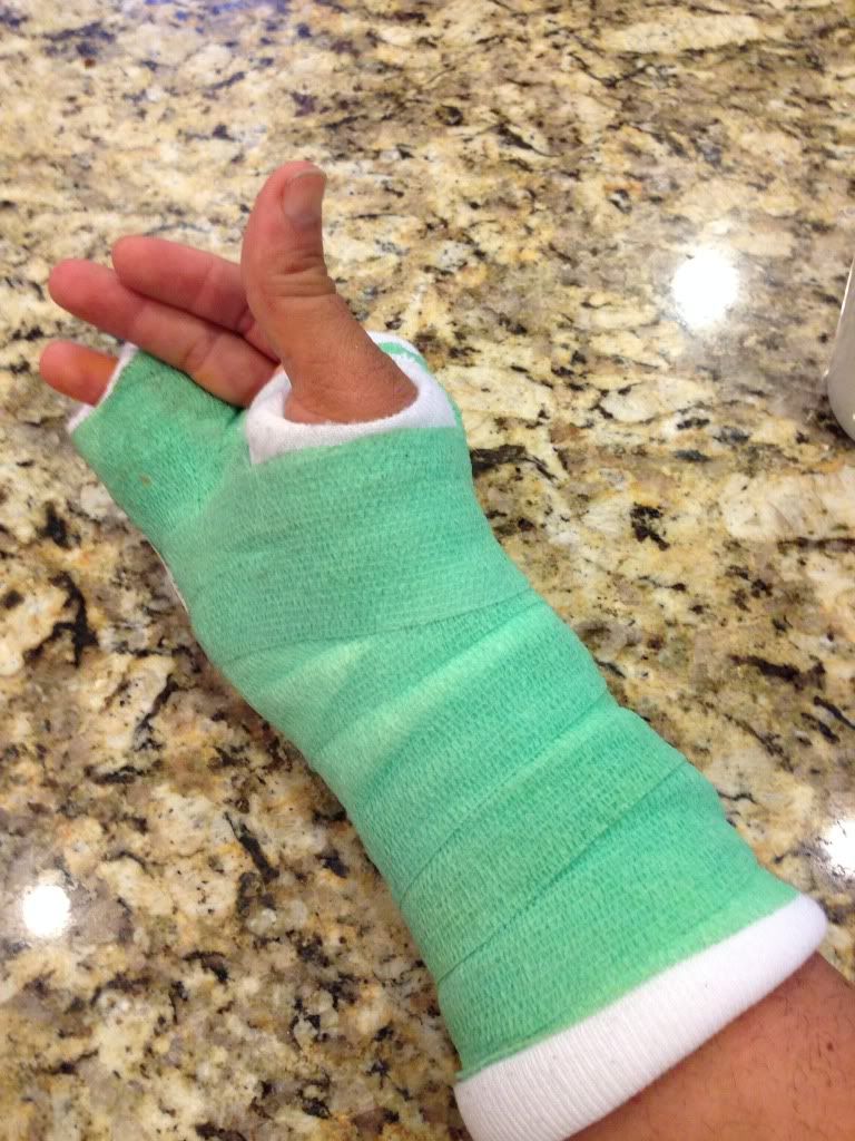 IMAGE: http://i266.photobucket.com/albums/ii264/ALWAYSFIT/701A58A9-2A2D-4DFD-97E6-47C1B636A3D7-3379-00000239B2C3B1A8_zps82e379c7.jpg