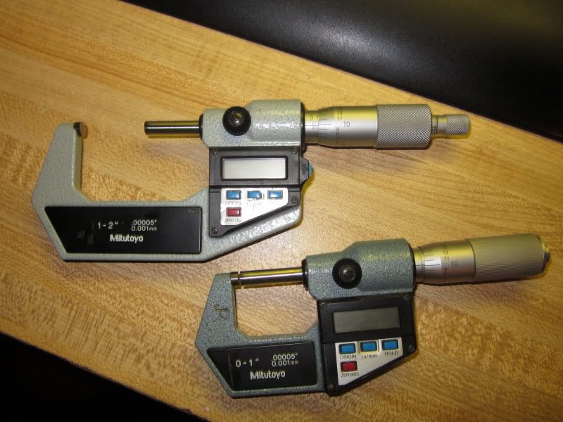 Measuring bearing clearances using dial bore guage Team Chevelle