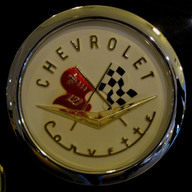 IMAGE: http://i266.photobucket.com/albums/ii271/cheapscot/55Vetteemblem.jpg