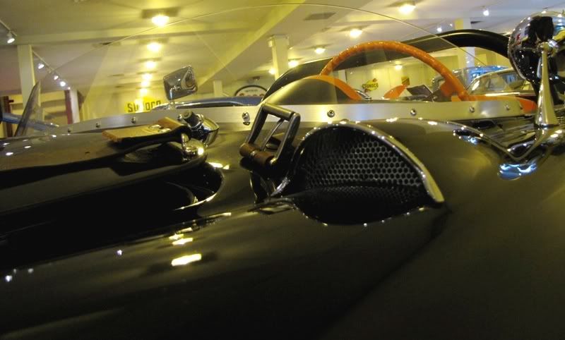 IMAGE: http://i266.photobucket.com/albums/ii271/cheapscot/55Vetteintakebumpedupabit.jpg