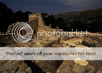 http://i266.photobucket.com/albums/ii252/Mishenyka/ruins.jpg